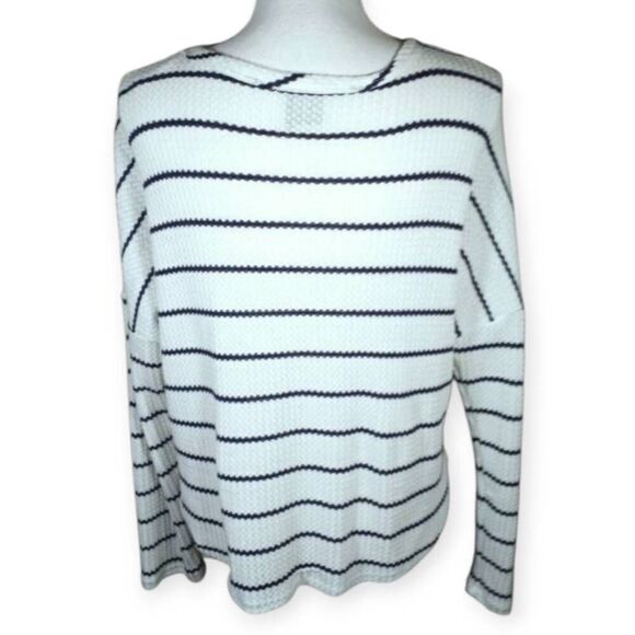 PAPER CRANE WHITE & NAVY STRIPE WAFFLE KNIT BUTTON DOWN SHIRT SZ.M EUC - Picture 3 of 6